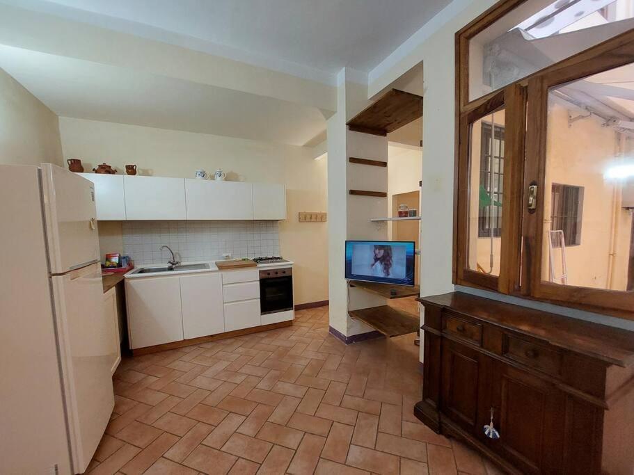Laura In The Heart Of Apartamento *